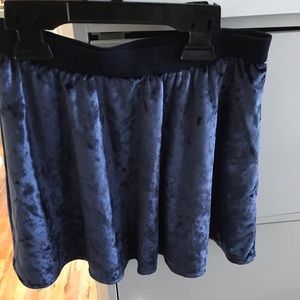Little girl velvet skirt